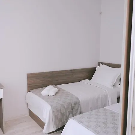 Centre - Two Bedroom Warna