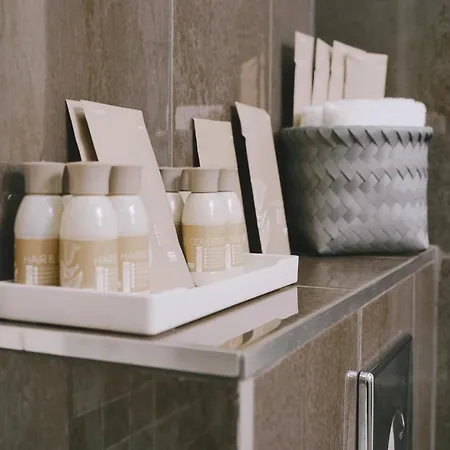 Centre - Two Bedroom Appartamento