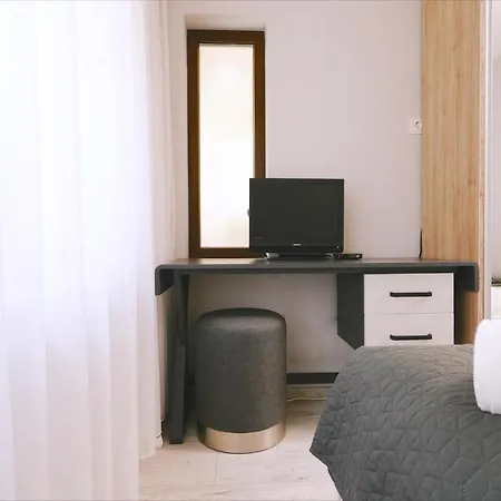 Centre - Two Bedroom *
